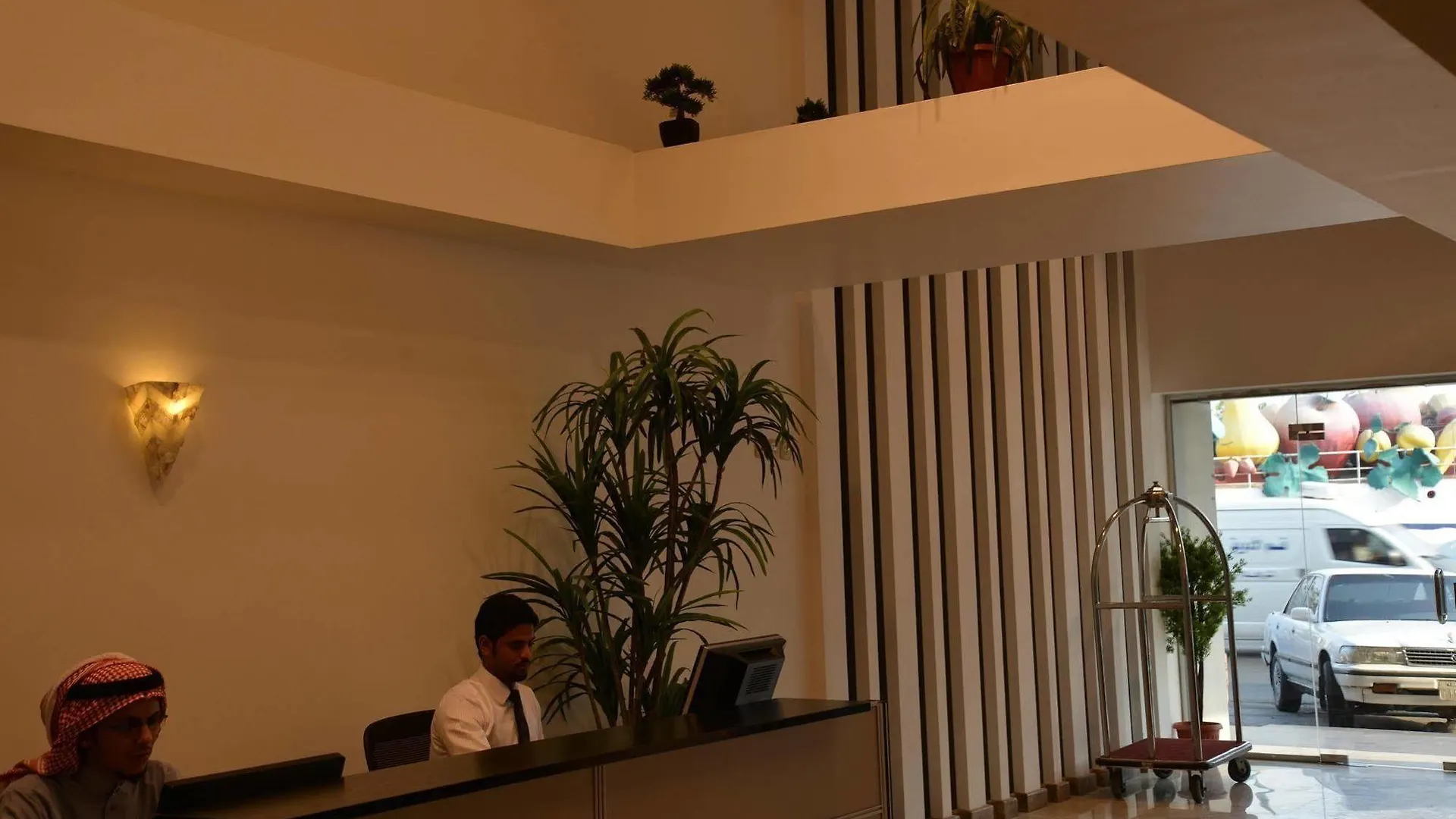 Jeddah Grand Beach Aparthotel 4*,